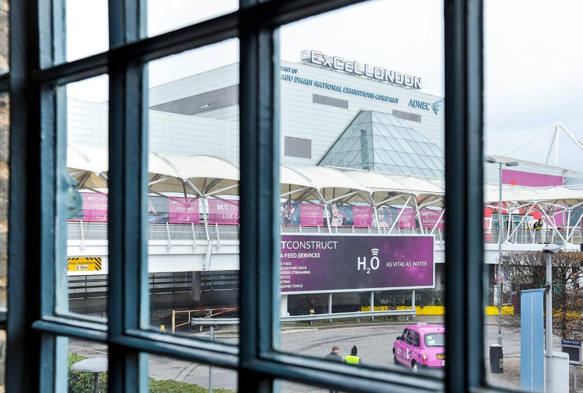 Wild Roses Serviced Apartments - Excel Warehouse 1 London Luaran gambar